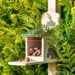Futterhaus Für Eichhörnchen Metalldach Kiefernholz Unbehandelt -Wrights Gartenladen 10038023 yy 0006 logo